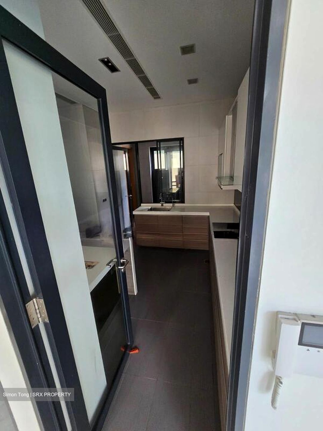 Sommerville Road (D13), Semi-Detached #504315671